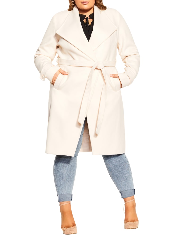 Front of a model wearing a size XXS Coat So Chic in Creme by City Chic. | dia_product_style_image_id:234357